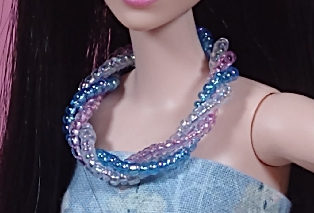 DIY Mini Bead Necklace [6:1 Scale for Fashion&nbsp;Dolls]