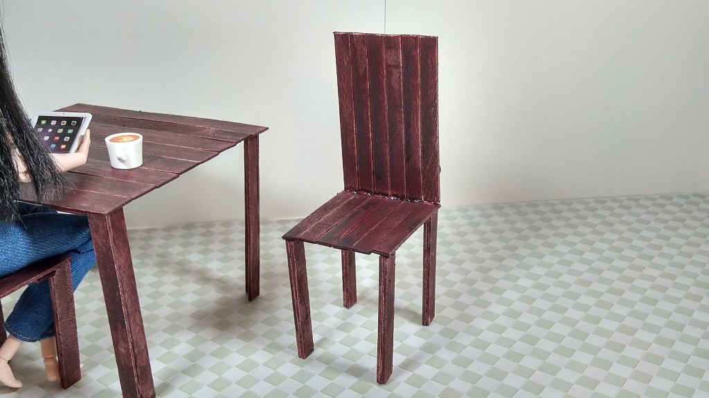 DIY Mini Wood Chair [6:1 Scale for Fashion&nbsp;Dolls]